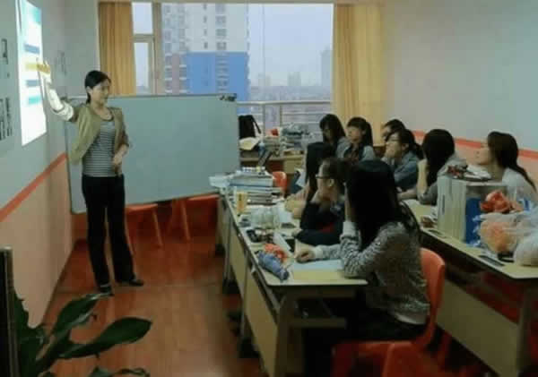 高考教育机构