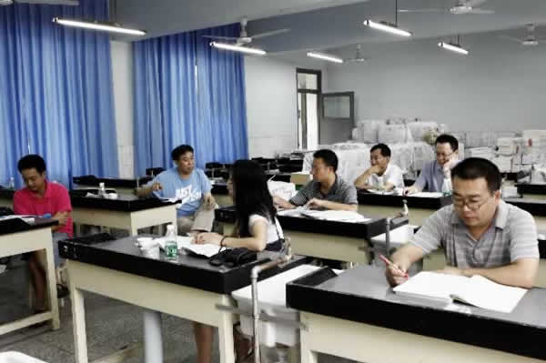 高考教育机构