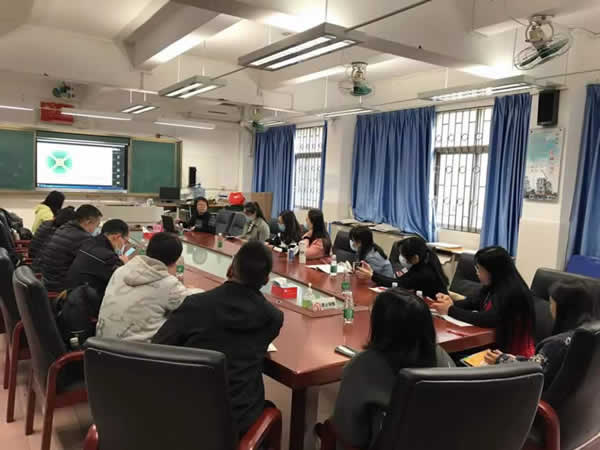 高考教育机构