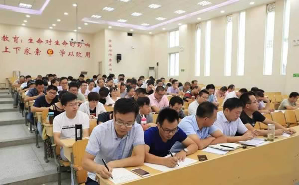 高考教育机构