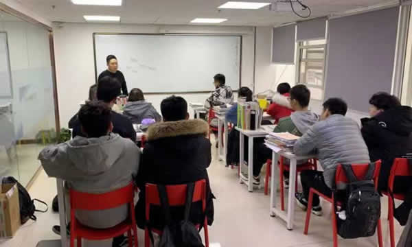 高考教育机构