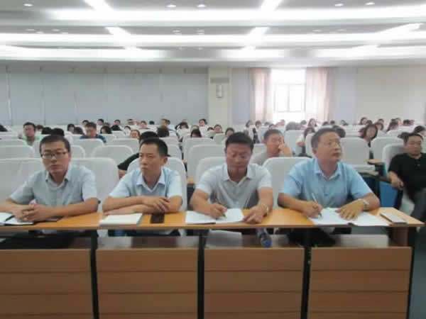 高考教育机构