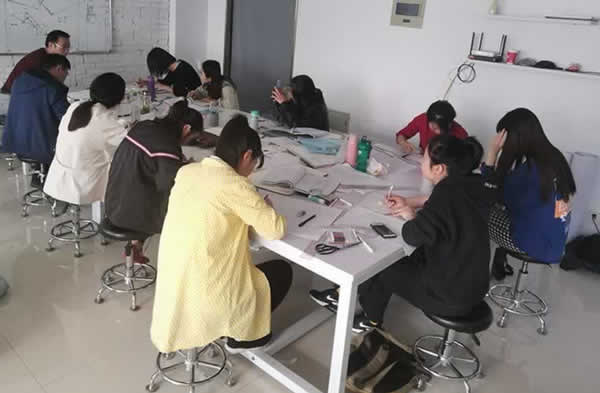高考教育机构