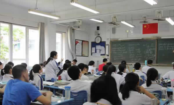 高考教育机构