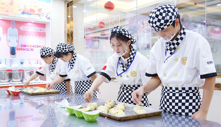 郑州烘培培训机构排名前三