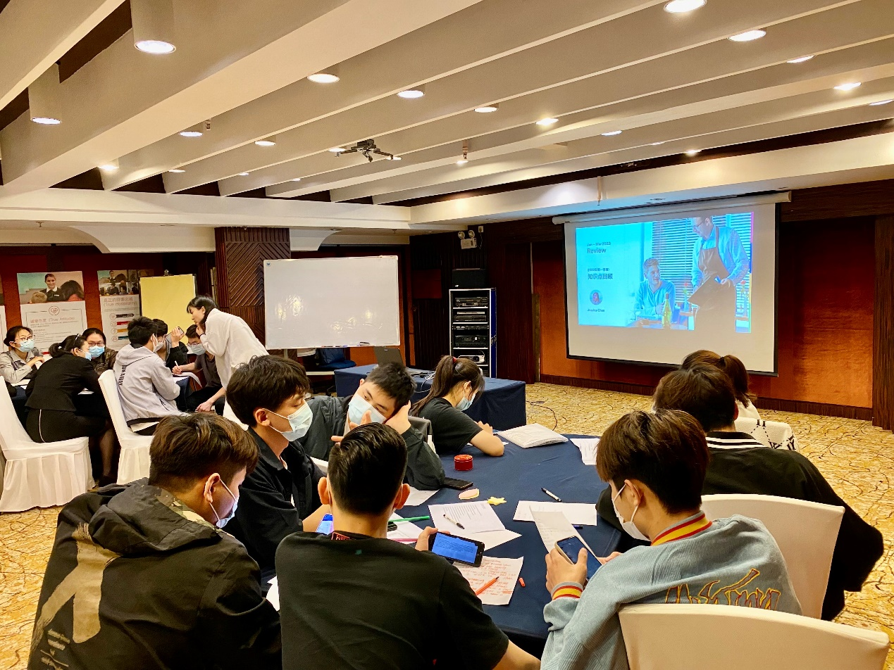 成人外教口语欢迎预约试听