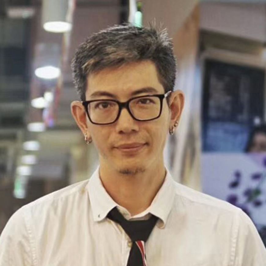 EF成人英语老师Simon Lau 