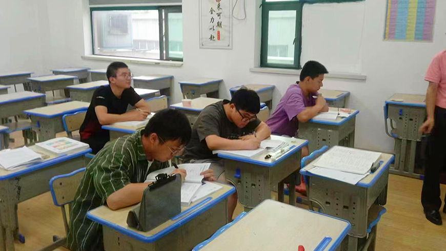 武汉邦德高考培训学校